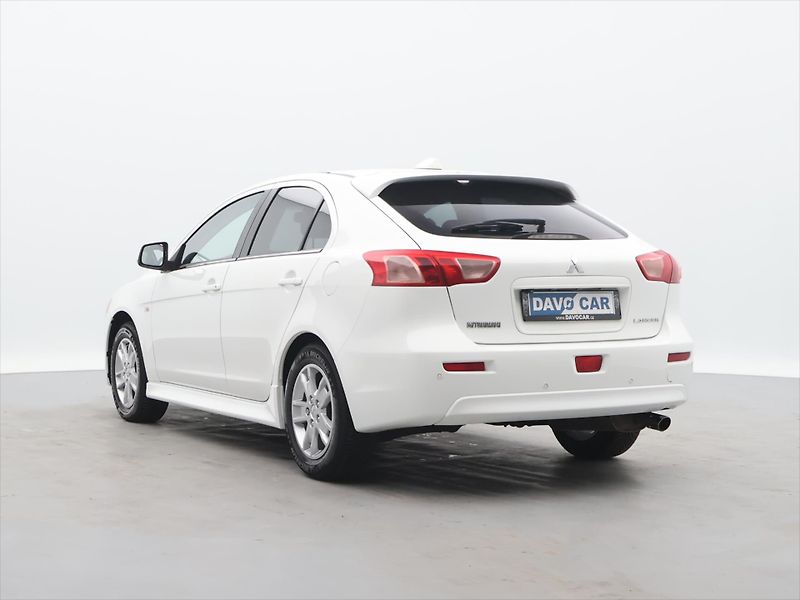 Mitsubishi Lancer 1,8 MIVEC 103kW SPORTBACK CZ - fotka 5 z 32