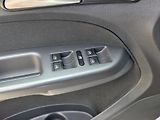 Volkswagen Touran 1.9 TDi 77kW TEMPOMAT, VÝHŘEVY - náhled 14