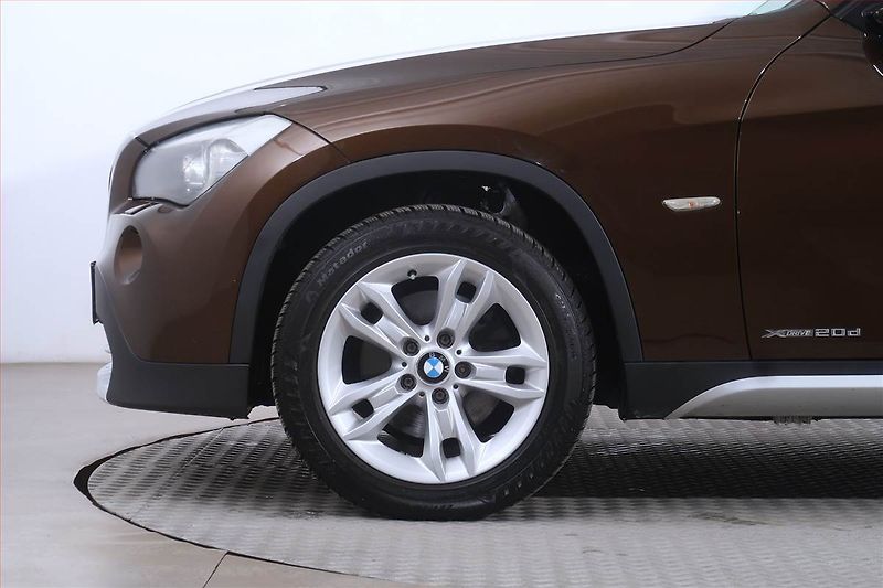 BMW X1 (2012) xLine xDrive20d, 4X4, Automat - fotka 15 z 17