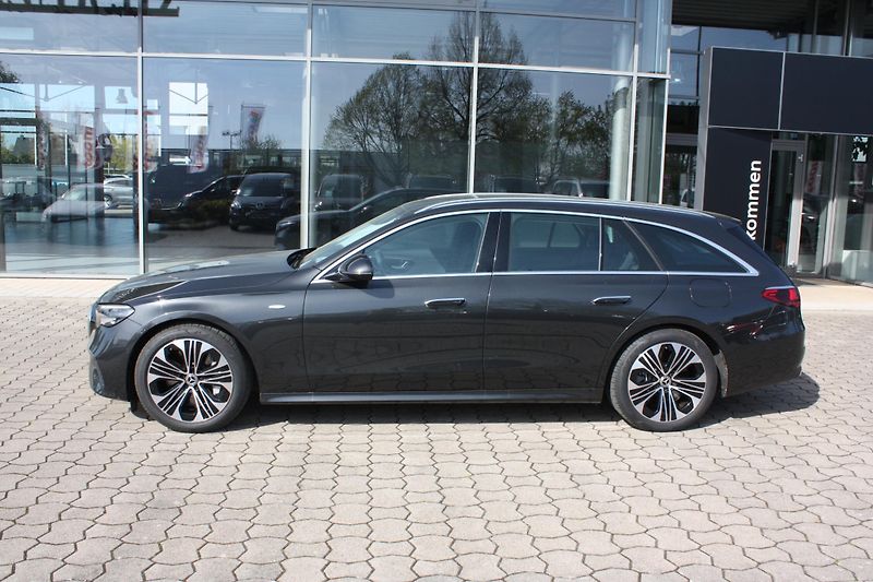 Mercedes-Benz Třídy E (2025) 300deT-Modell 4MT,tažné,hybrid - fotka 3 z 12