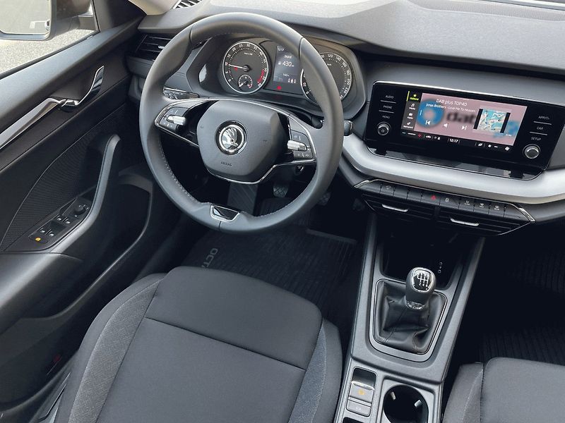 Škoda Octavia (2024) Combi Active 2,0TDI 115k - fotka 11 z 19