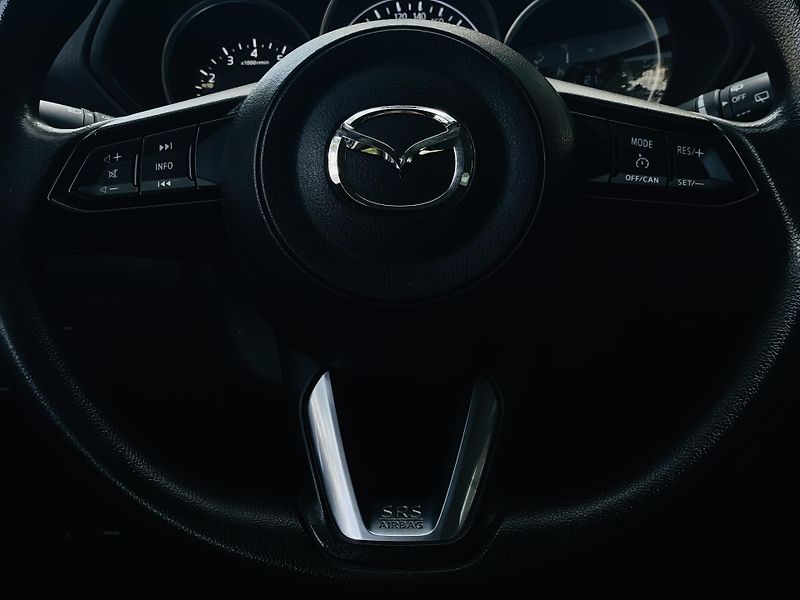 Mazda CX-5 2.0i MANUÁL SERVISKA TAŽNÉ 2WD - fotka 34 z 41