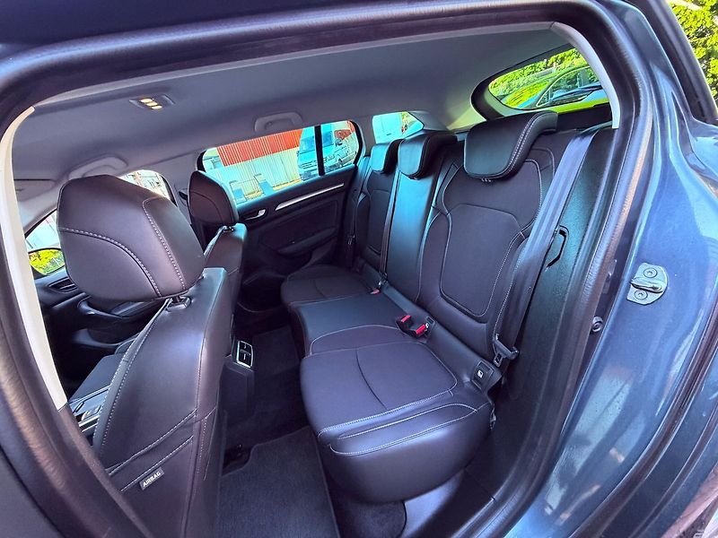 Renault Mégane 1.3 TCe Techno, ČR, 1.Maj S.K. - fotka 13 z 28