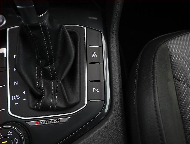 Volkswagen Tiguan Allspace (2019) R-Line 2.0 TSI - fotka 23 z 27