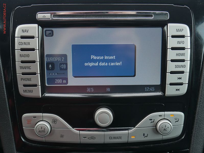 Ford Galaxy (2010) 2.0 TDCi, AT, xenon, kůže - fotka 17 z 24
