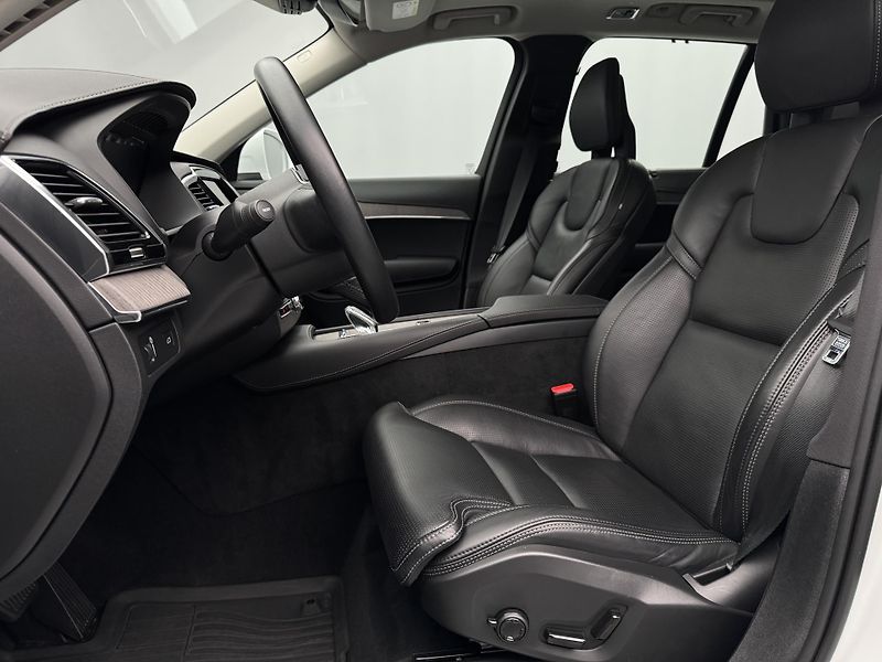 Volvo XC90 B5 AWD INSCRIPTION AUT CZ - fotka 4 z 55