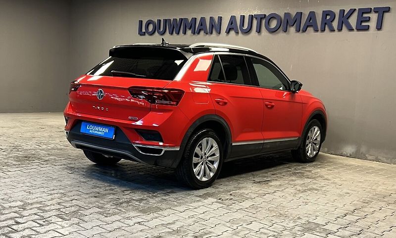 Volkswagen T-Roc Sport 2.0 TSI BMT 4MOTION DSG7 - fotka 2 z 18
