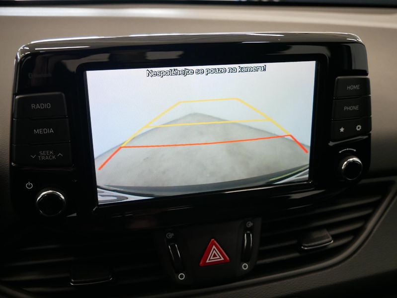 Hyundai i30 - fotka 18 z 21