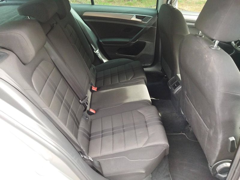 Volkswagen Golf (2017) 1.2 tsi/63kW, klima, výhřev,  - fotka 10 z 38