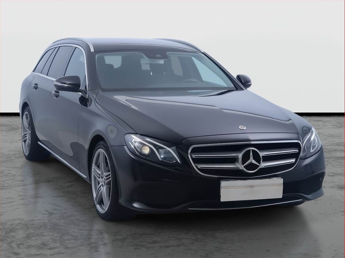 Mercedes-Benz Třídy E E 220 d, Automat, Kůže, Navi