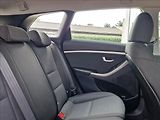 Hyundai i30 1,6 i 1.MAJITEL POUZ AUTORIZAK - náhled 12