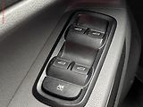 Ford EcoSport (2014) 1.0EB, Titanium - náhled 12