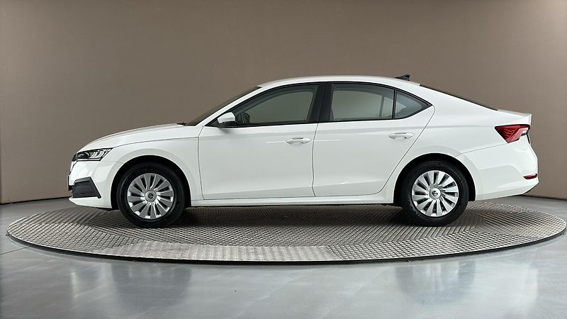 Škoda Octavia 2.0 TDI Active - fotka 4 z 24
