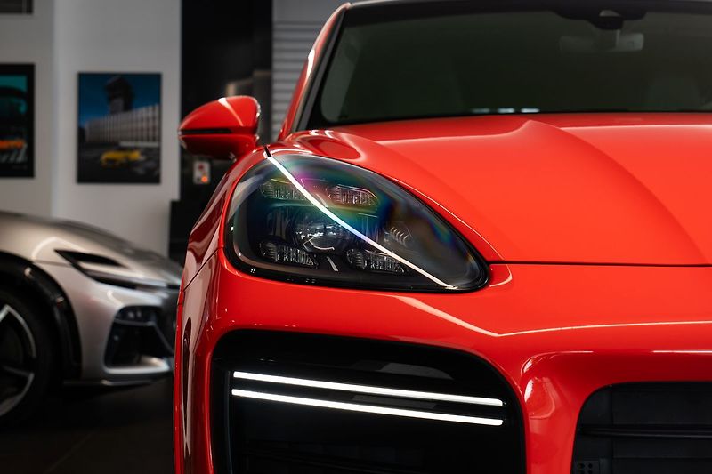Porsche Cayenne Turbo Coupe Approved/Ceramic/B - fotka 21 z 22