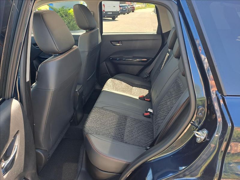 Suzuki Vitara (2026) 1,4 BoosterJet Elegance - fotka 17 z 22