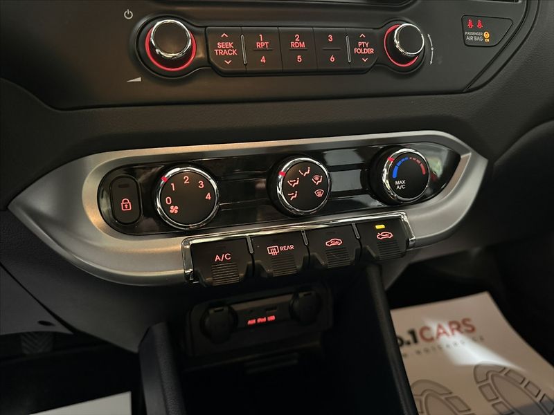 Kia Rio 1,3   i KLIMA HEZKÝ STAV ALU - fotka 14 z 24