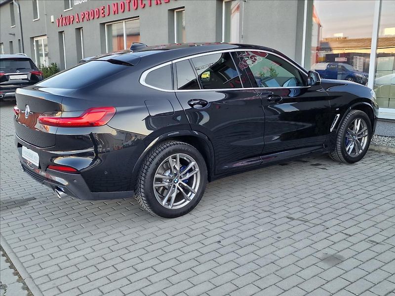 BMW X4 30d Xdrive M Sport, ČR,1.Maj. - fotka 11 z 50