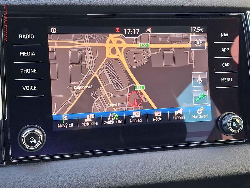 Škoda Karoq (2017) 2.0TDI 4x4, ČR, DSG, navi - fotka 16 z 18