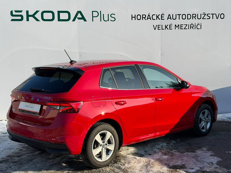 Škoda Fabia Top Selection 1,0 TSI 70 kW 5° - fotka 2 z 33