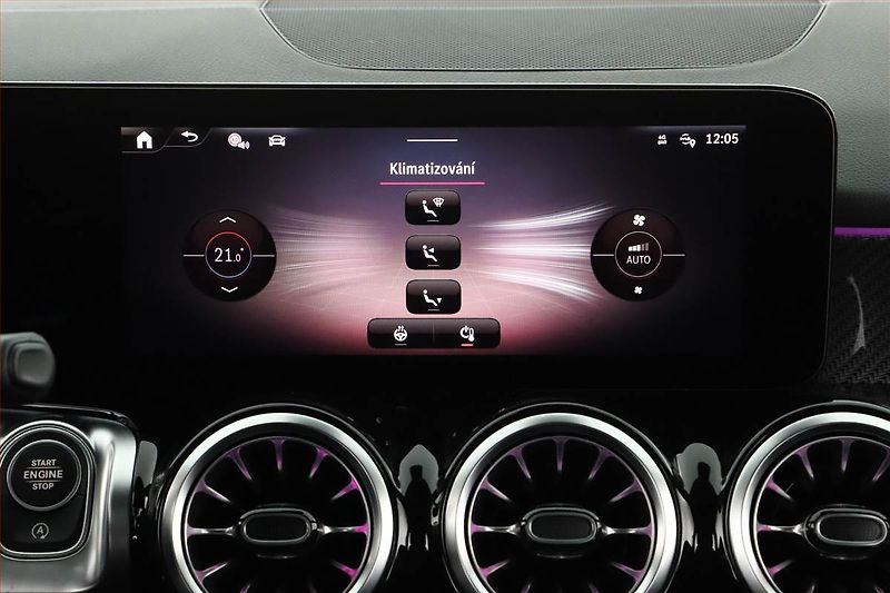 Mercedes-Benz GLB (2025) 200 d, AMG Line, Navigace - fotka 29 z 30