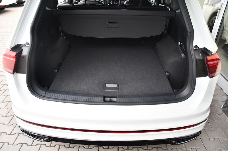 Volkswagen Tiguan Allspace 2.0TDi RLINE DSG 4MOTION 1M ČR - fotka 40 z 44