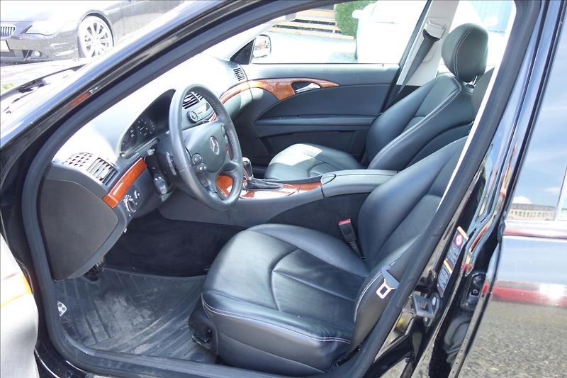 Mercedes-Benz Třídy E 280CDi,ČR,SERV.KN.,4MATIC. - fotka 10 z 48