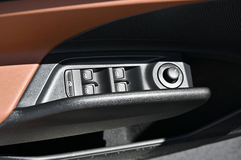 Škoda Enyaq iV electric 82kWh 150KW DPH - fotka 36 z 60