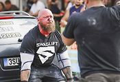 Mistrovství republiky strongmanů v Golčově Jeníkově, kde Mostečan Josef Hojdar vybojoval stříbro.