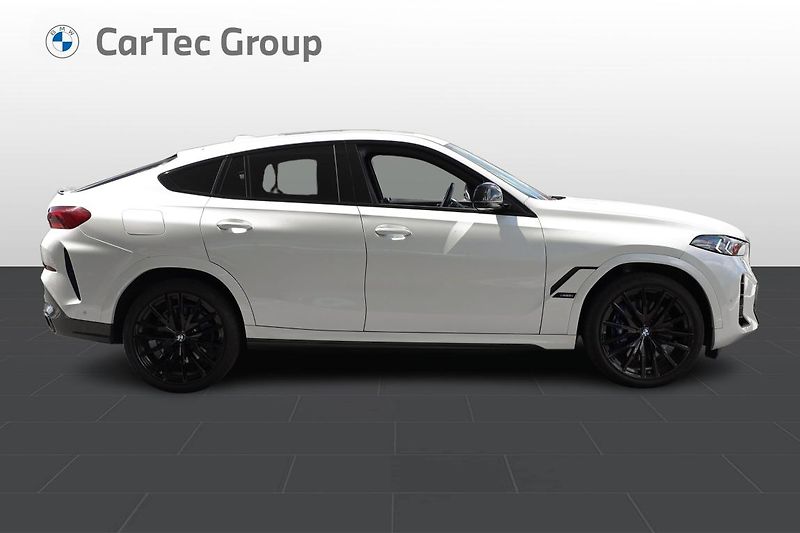 BMW X6 M60i - fotka 6 z 16