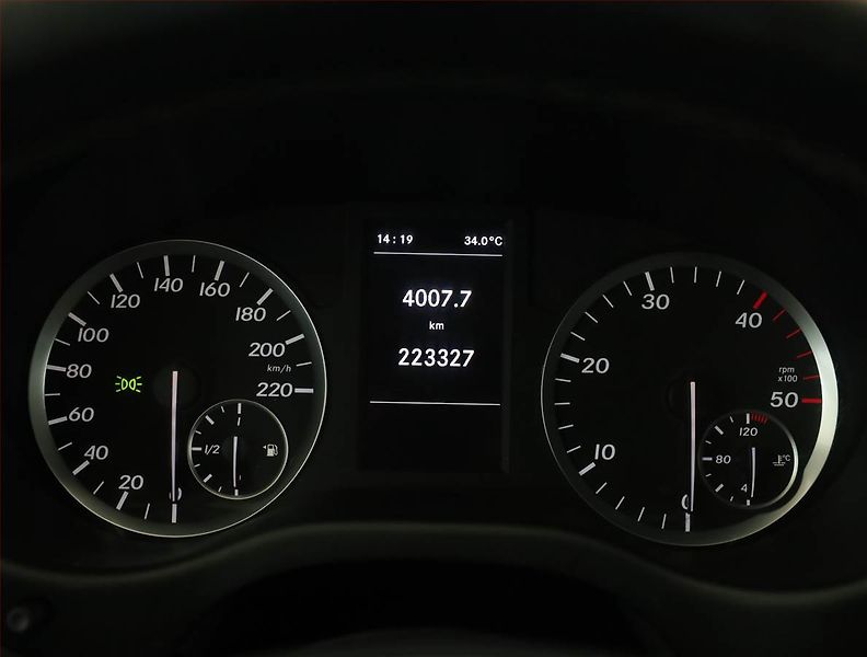 Mercedes-Benz Vito (2015) 111 CDI, Bus, 8Míst, ČR - fotka 9 z 18