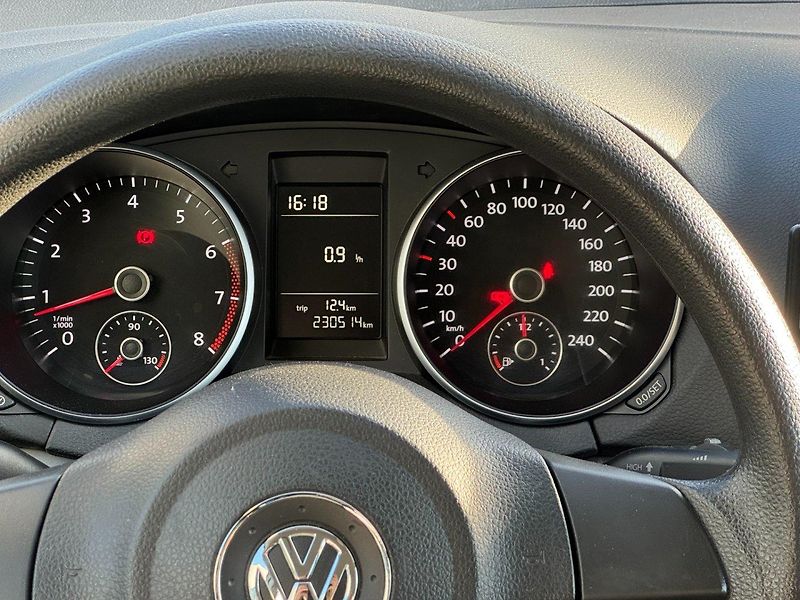 Volkswagen Golf (2013) Comfortline 1.2 TSI 77kW - fotka 18 z 40
