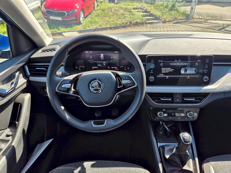Škoda Scala (2024) Top Selection 1.0 TSI 85 kW 6° - fotka 24 z 36