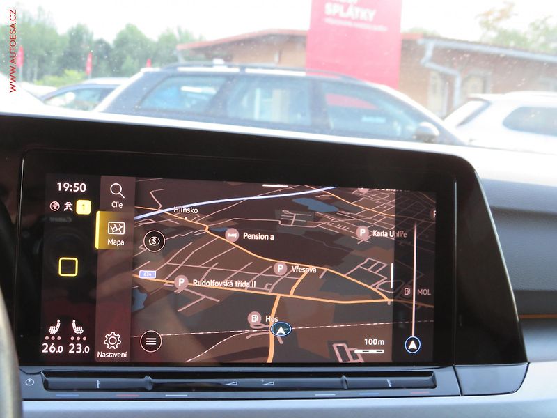 Volkswagen Golf (2020) 2.0 TDi, ČR, Life - fotka 23 z 44