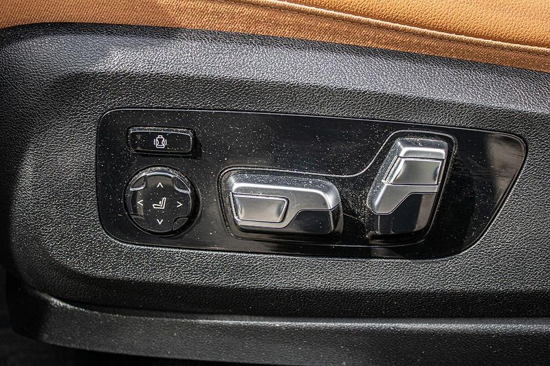 BMW X5 Individual - fotka 21 z 55