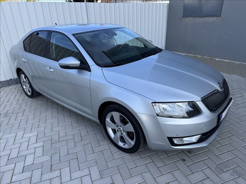 Škoda Octavia 2,0 TDI STYLE 2.maj. původ ČR - fotka 7 z 50
