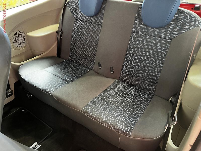 Renault Twingo (2010) 1.2i, ČR - fotka 10 z 11