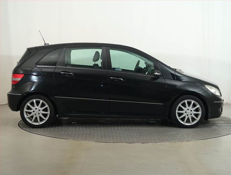 Mercedes-Benz Třídy B (2006) B 180 CDI , po STK, dobrý stav - fotka 6 z 12