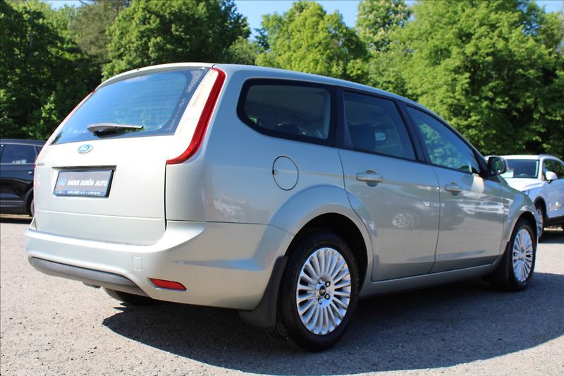 Ford Focus 1,6 i 16V  ČR,1.MAJITEL,SERVIS - fotka 5 z 30