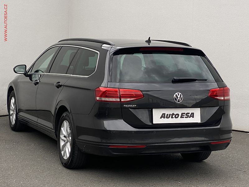 Volkswagen Passat (2018) 2.0TDi, DSG, navi, kamera - fotka 6 z 18