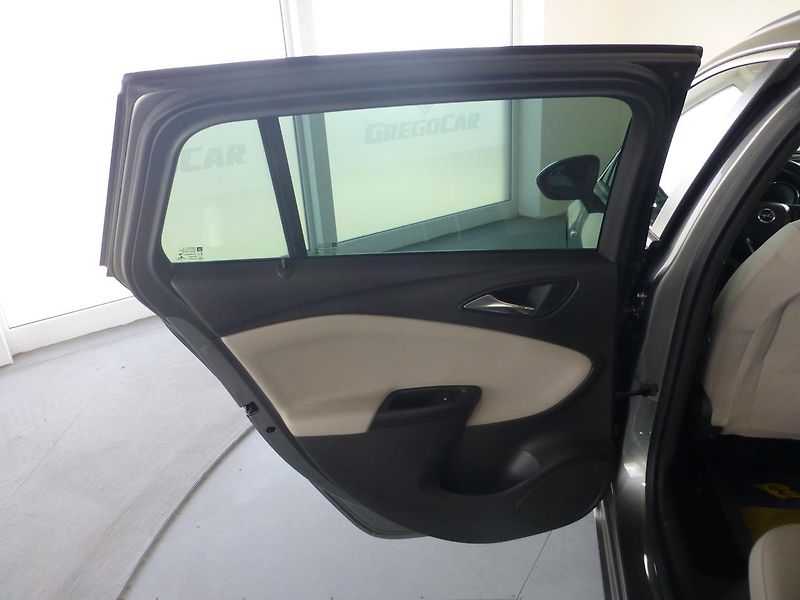 Opel Astra (2016) 1,6CDTI*ALU*PARK.S*Záruka 36mě - fotka 13 z 25
