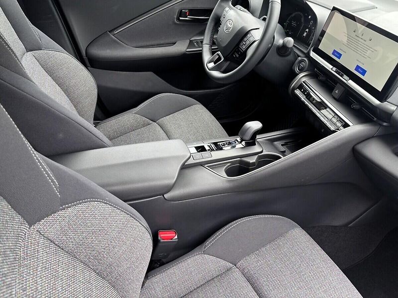 Toyota C-HR 1,8   Style HEV CVT - fotka 8 z 10