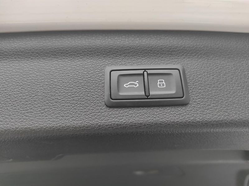 Audi Q3 1.5 35TFSI S tronic - fotka 40 z 52
