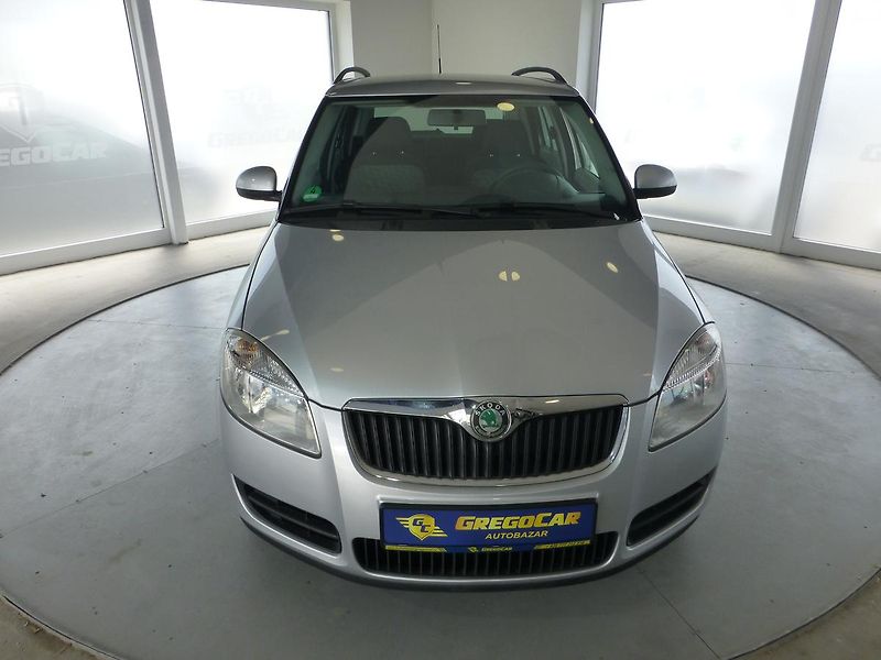 Škoda Fabia (2009) 1,4i-63KW-KLIMATIZACE*ALU KOLA - fotka 3 z 26