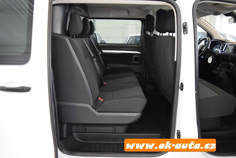 Peugeot Expert 2.0 BHDI LONG 6.MÍST AUTOMAT   - fotka 11 z 56
