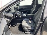 Peugeot 3008 (2021) 1.5 HDi, 2.maj,ČR, Allure - náhled 9
