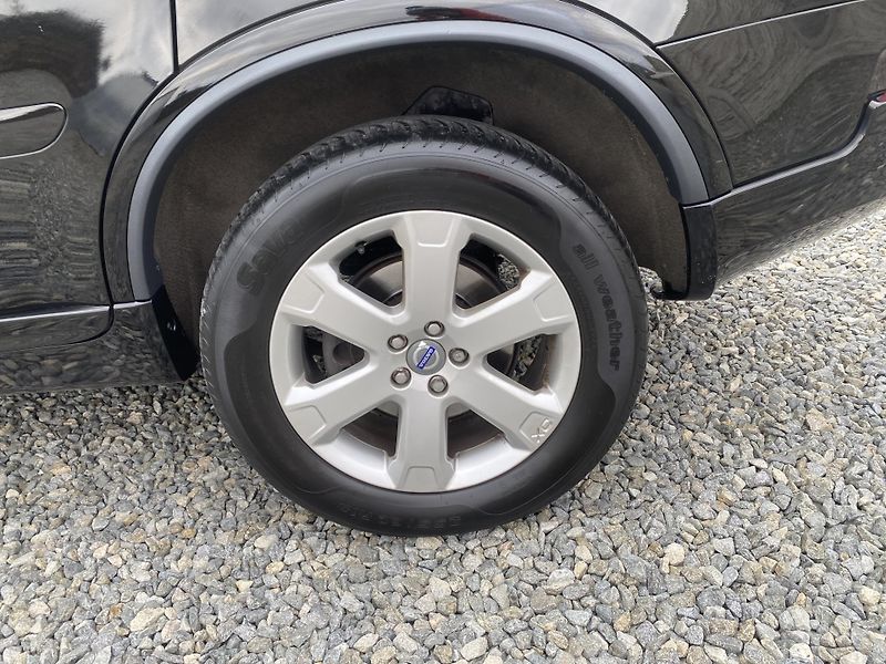 Volvo XC90 2.5TDi D5 200PS 7M 196000KM 1A - fotka 36 z 161