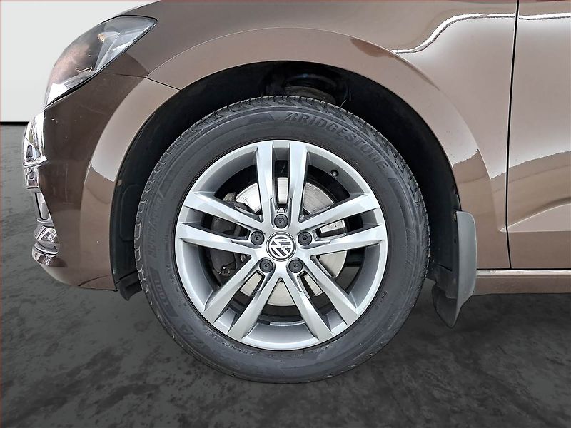 Volkswagen Touran (2016) 1.4 TSI, ČR,1.maj, Tempomat - fotka 14 z 18