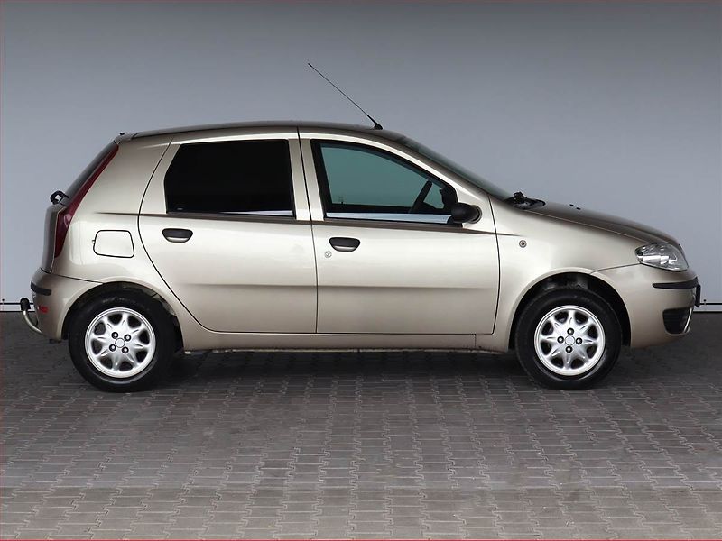 Fiat Punto (2010) 1.2 60 , po STK, Tažné - fotka 6 z 15