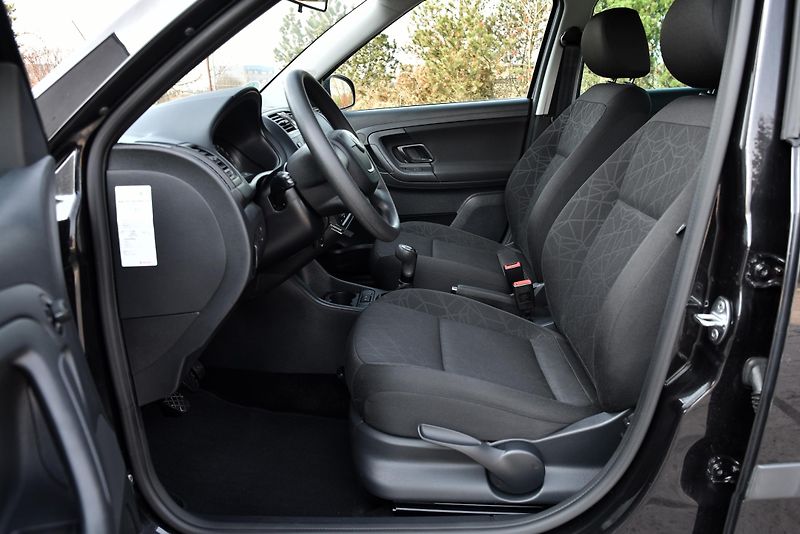 Škoda Fabia 1.6 TDi CR FAMILY, KLIMA, TEMP - fotka 7 z 50