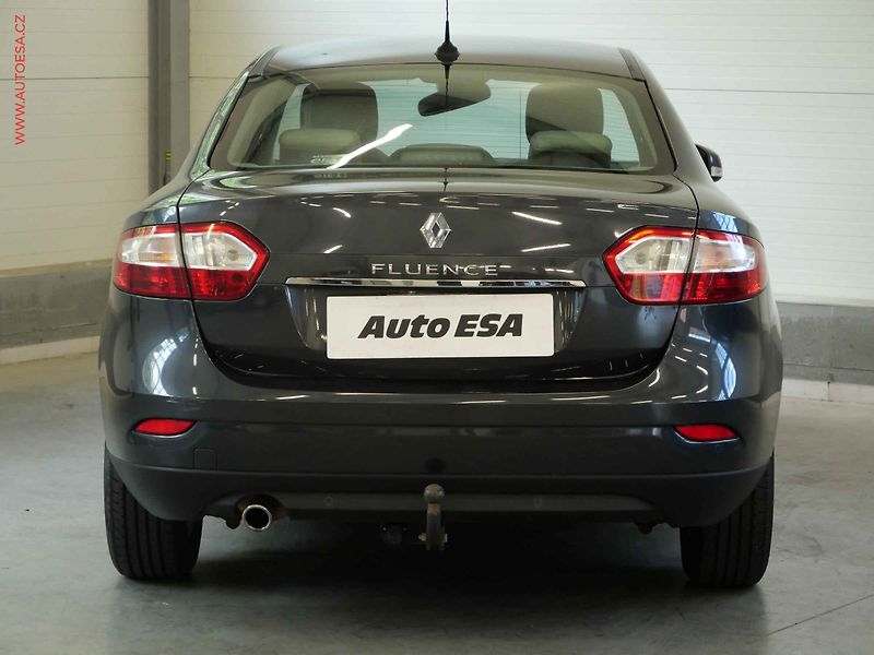 Renault Fluence (2012) 1.6i, 2.maj,ČR, Klima, temp - fotka 5 z 22